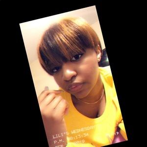 Meet your Posher, Elisecyah